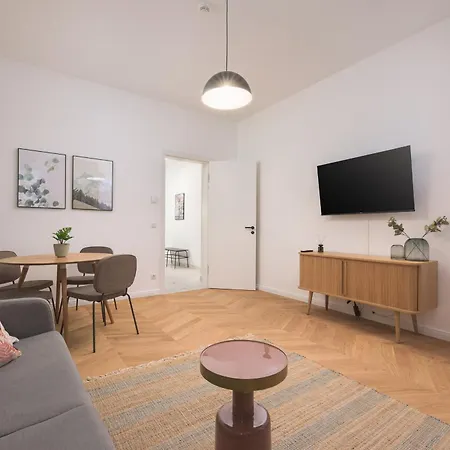 Limehome Vienna Karajangasse Room photo